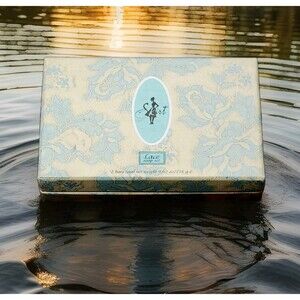 Lace Skirt Cameo Soap Set for Women 2 Bars 5.29oz VTG Irving Rice NEW IN BOX